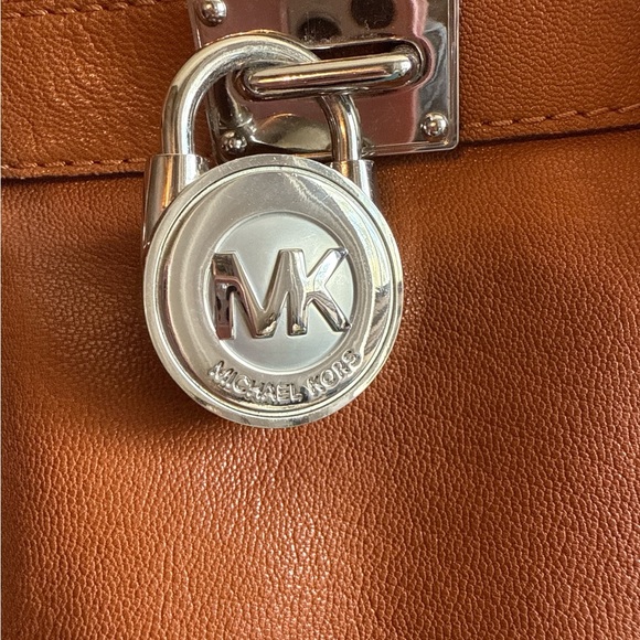 Michael Kors Hamiton Leather Satchel-EUC - Picture 3 of 8